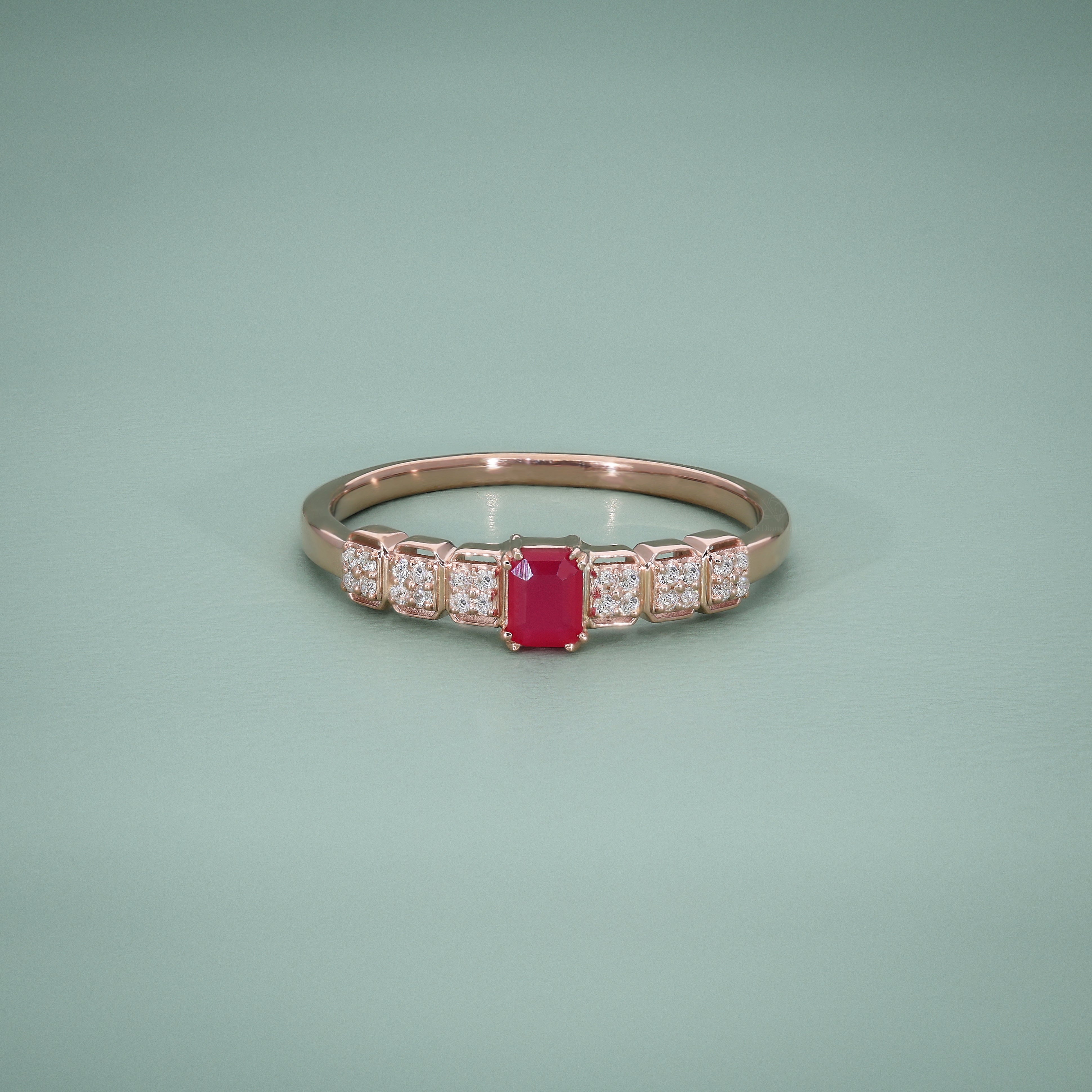 Emerald Echo Ring