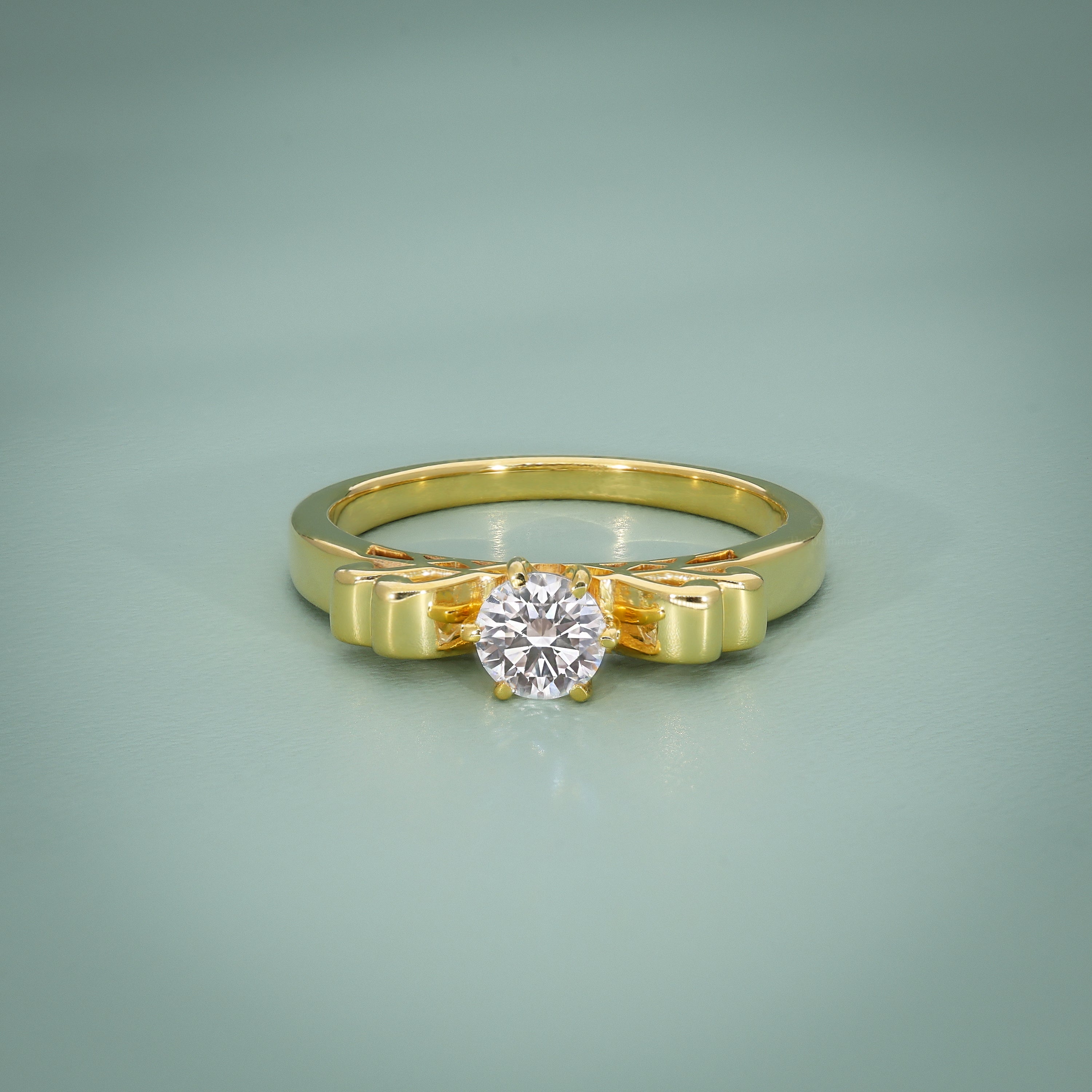 One Aura Ring