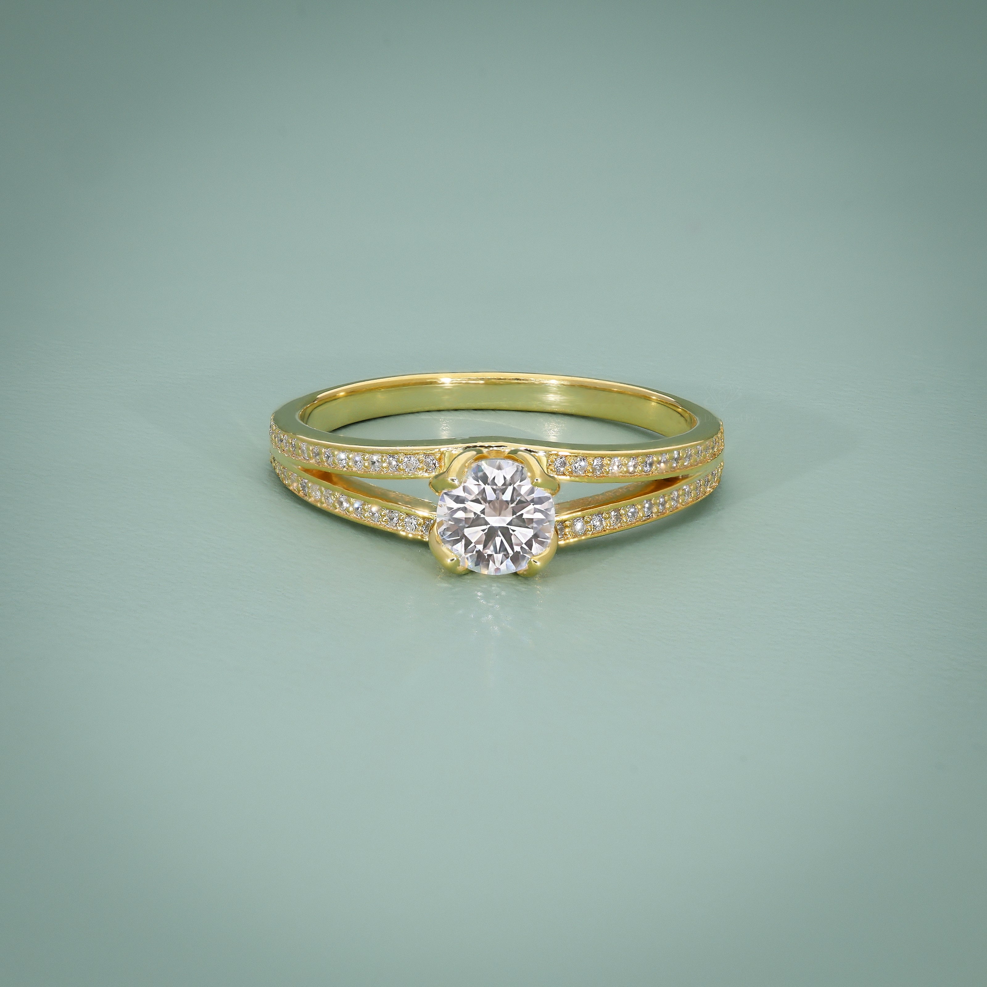 Golden Glint Ring