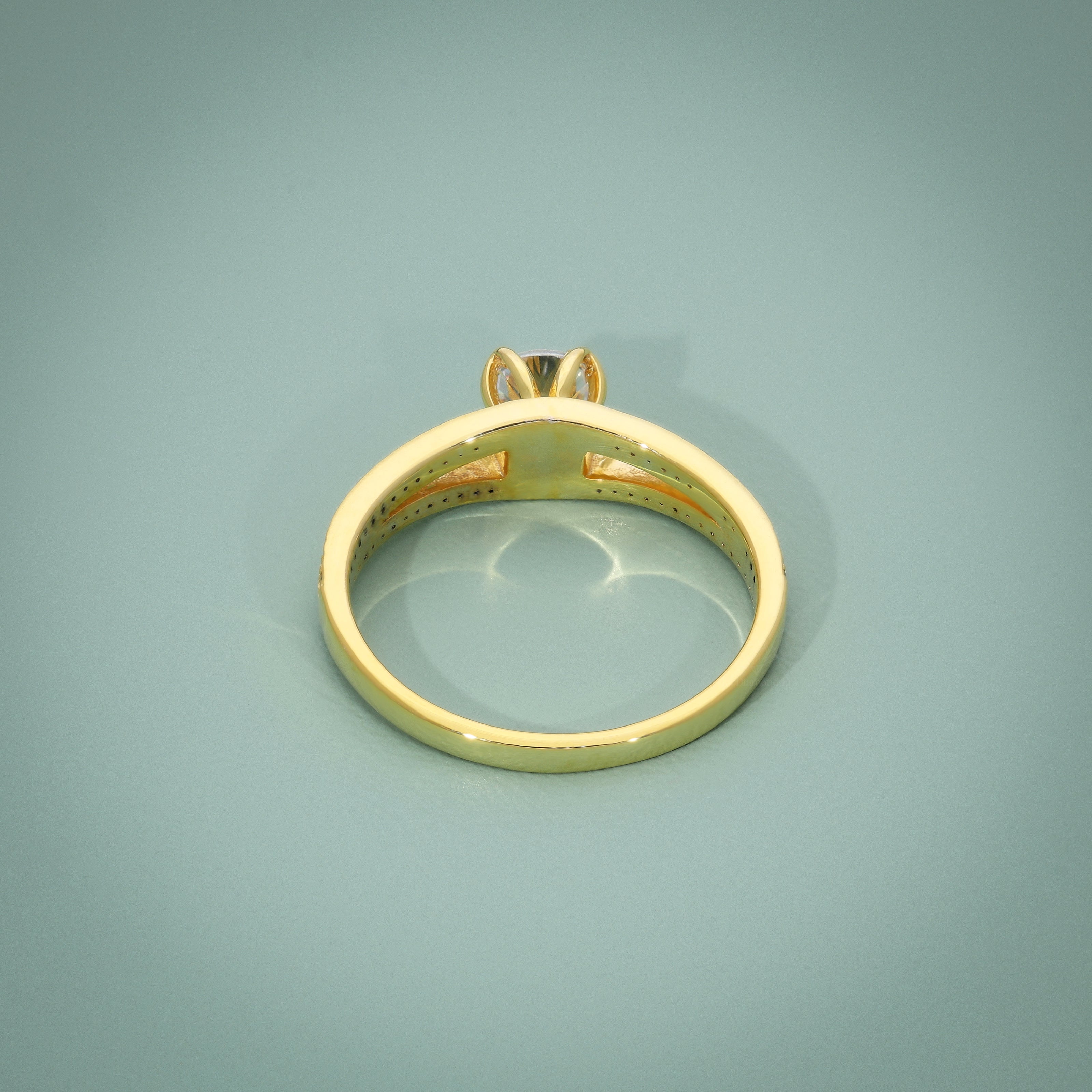 Golden Glint Ring